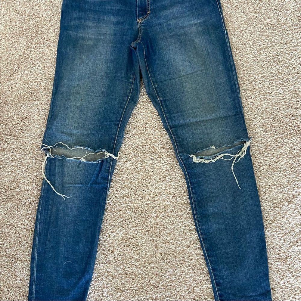 Topshop Blue Distressed Leigh Jeans - Picture 3 of 3